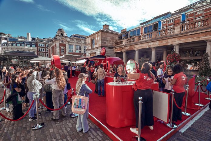 Jung von Matt brings K-Beauty hype to Europe with TIRTIR roadshow